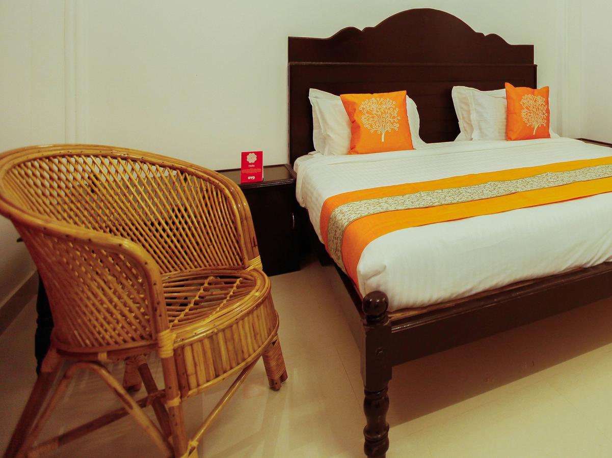 Oyo 4867 Royal Homes Alappuzha Екстер'єр фото